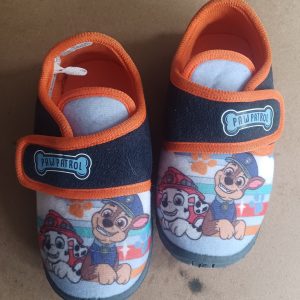 Sloffen, Pawpatrol, maat 27
